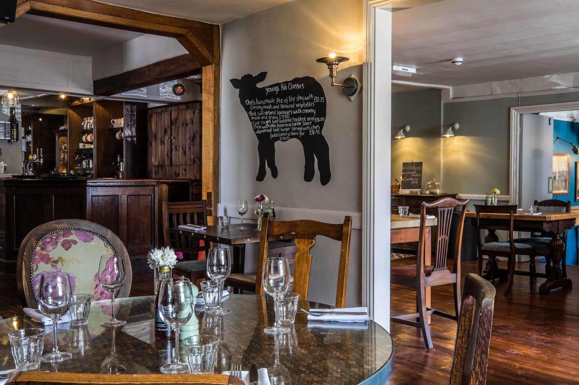 The Lamb Inn Hindon Ngoại thất bức ảnh